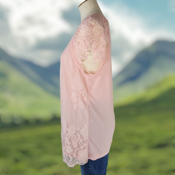 No Boundaries Lace Short Sleeve Tee - Picture 5 of 9